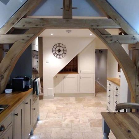 Kingsgate Cottage Winchester Exterior photo